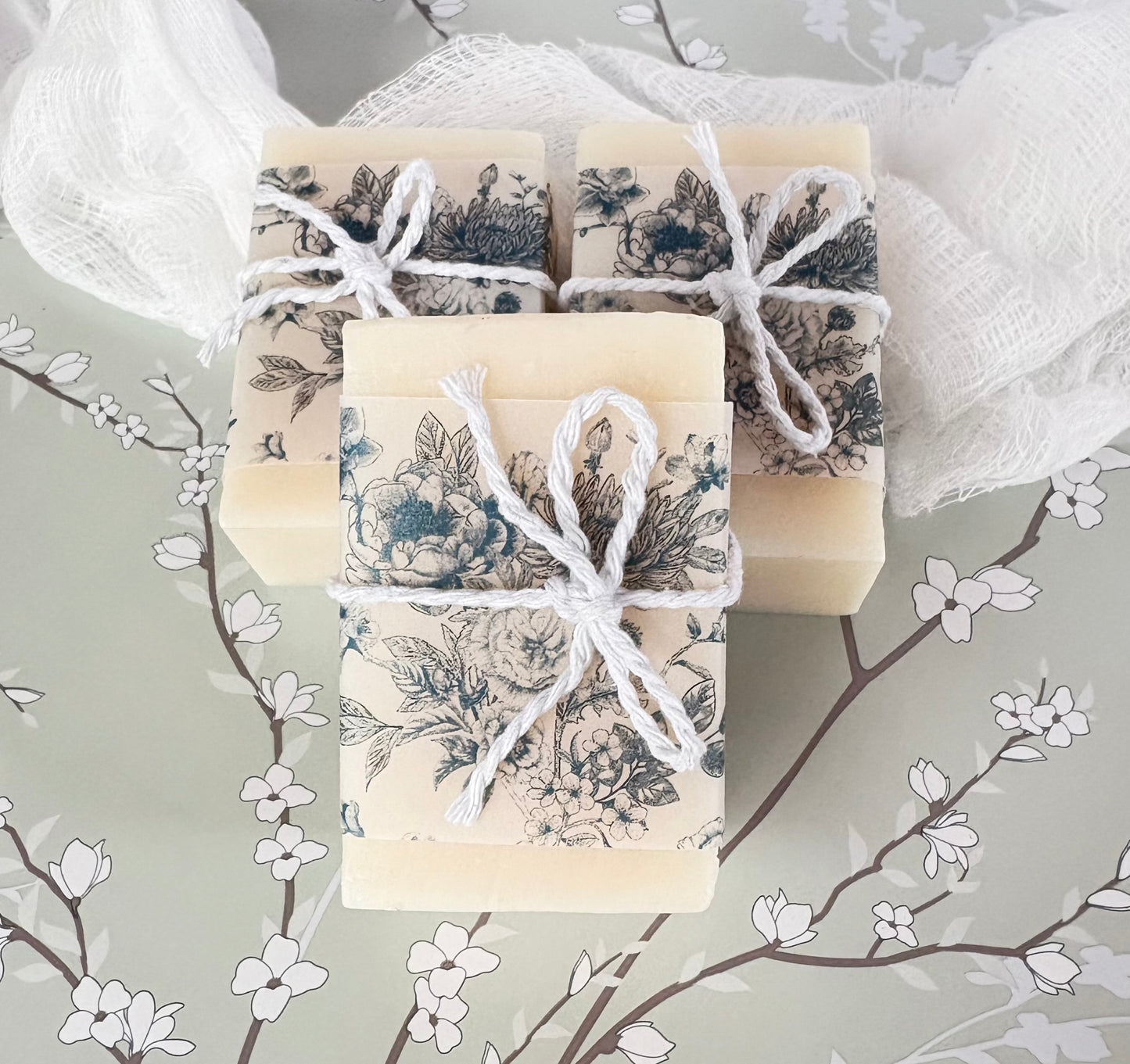 Soap Bridal shower favors, Toile Bridal Shower, Guest soap bar, wedding toile, Wedding Favors, Baby shower Toile Blue, favors for guests