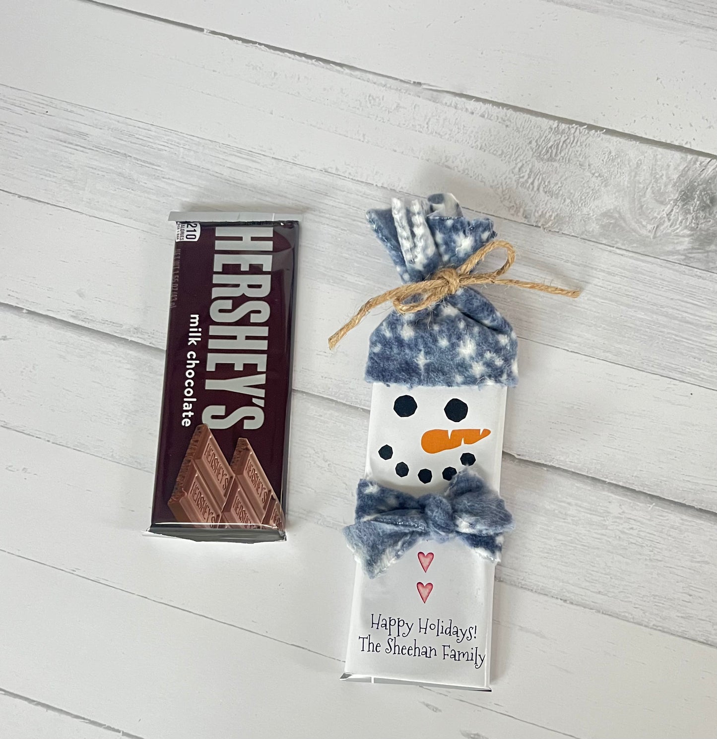 Snowman Hershey Bars, Chocolate Bar favors, Christmas Party favors, Christmas candy, Christmas Wedding Favors