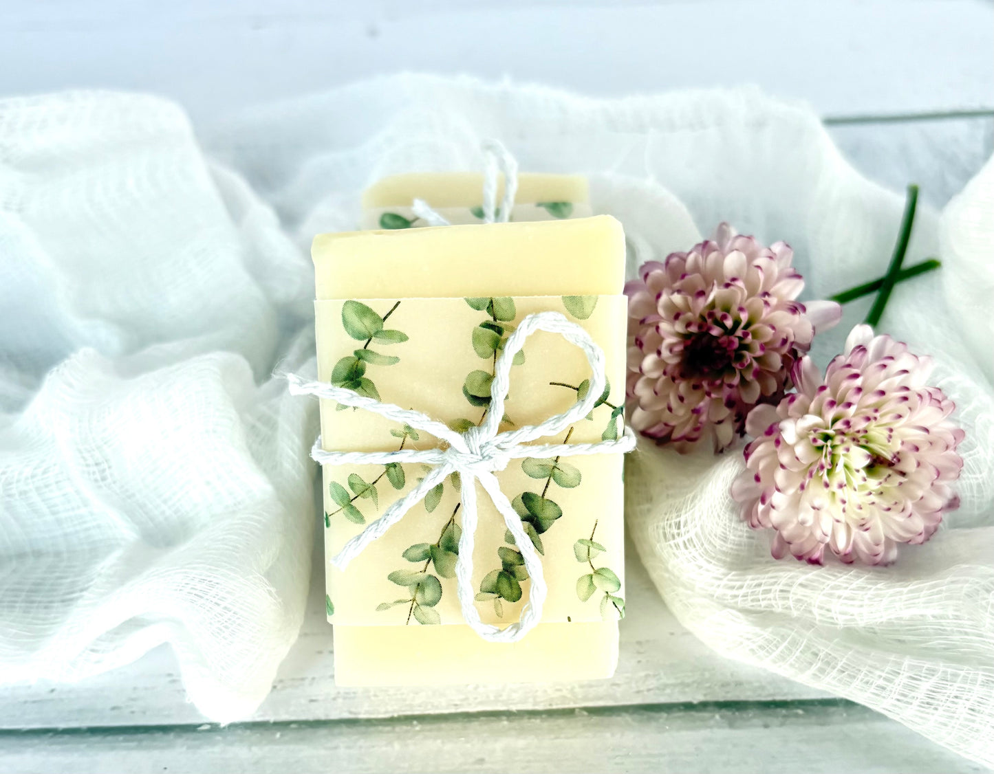 Personalized soap favors, bridal shower soap favors, favors for guests, vegan soap, baby shower favor, greenery soap favors, eucalyptus soap