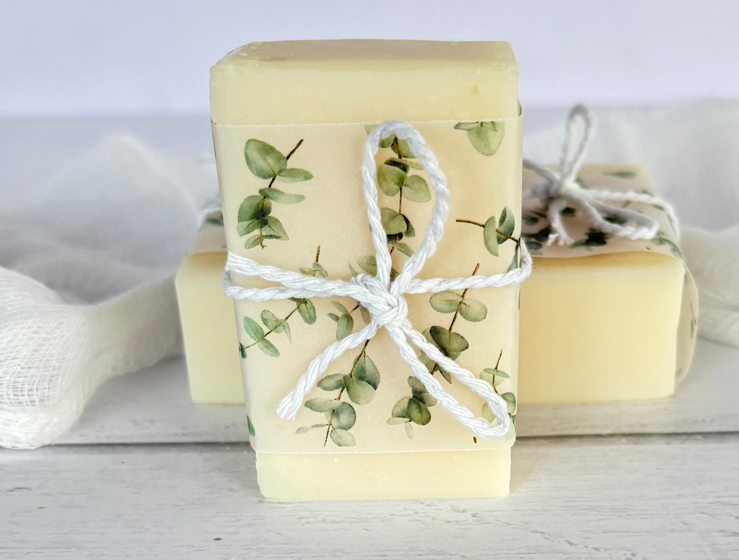 Personalized soap favors, bridal shower soap favors, favors for guests, vegan soap, baby shower favor, greenery soap favors, eucalyptus soap